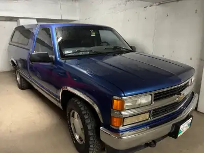 Lots of new body, mechanical, paint, chrome Restored Engine rebuilt - aprox - 79,000 k crank, bearin...