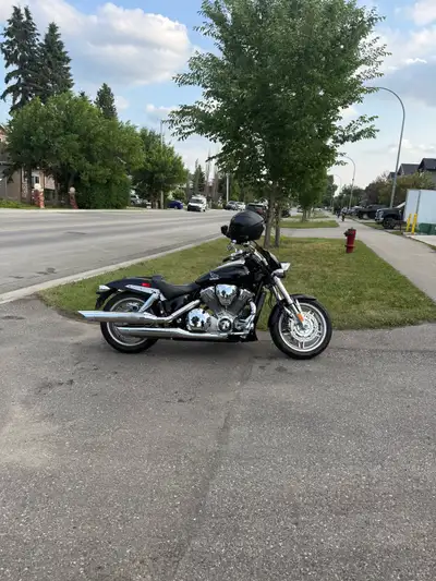 2005 Honda VTX 1800F for $3,999 Very solid unit Powerful and good looking muscle cruiser with 1800cc...