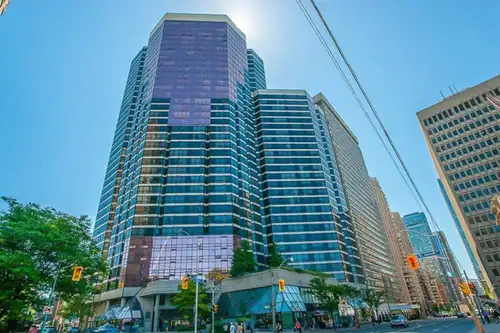 Large bedroom for rent in an extra large 3 bedroom unit the luxurious 1001 Bay Street tower in the s...