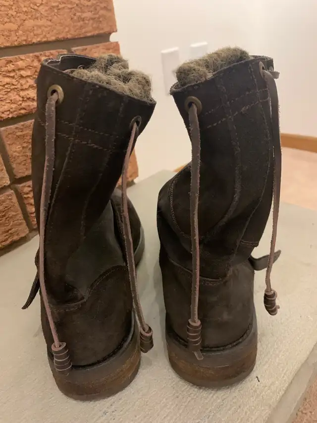 Dark Brown Suede Leather Boots Size 9.5 in Men's Shoes in Markham / York Region - Image 4