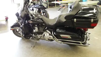 This bike is in great condition looks and driving. always stored. year round and covered in a heated...