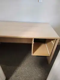 Desk (large)