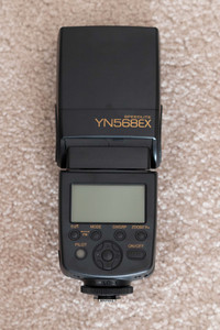 Yongnuo YN-568EX for Nikon - like new