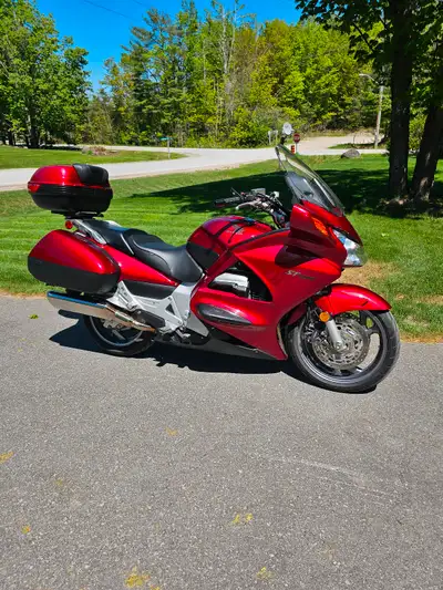 A rare opportunity to find this bike with very low kms, only 2 owners, heated storage for its entire...