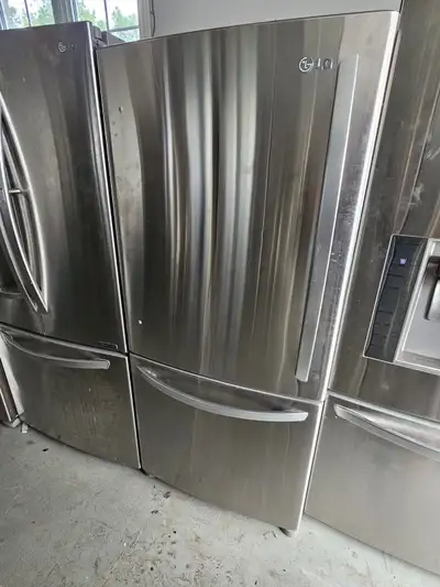 IN MINT CONDITION 30 w fridge bottom freezer , View more