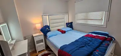 Fully furnished room with full washroom in 1st floor of the house. On Moffatt Avenue, near Sheridan,...