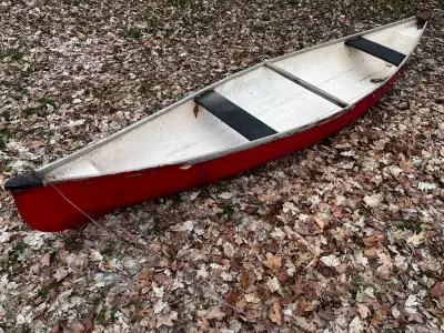 Must be able to pick up and transport it yourself. (We are not able to deliver it.) This canoe is ni...