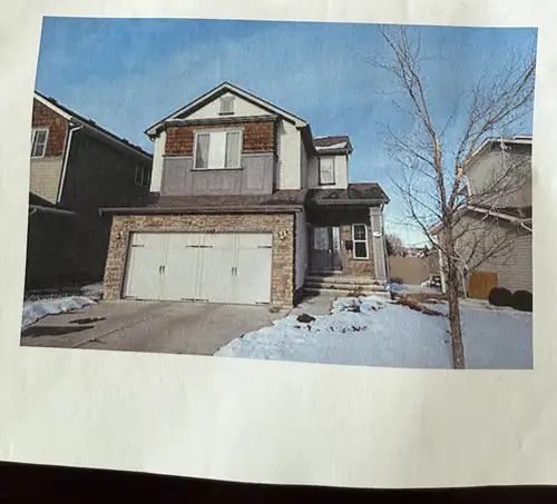 WE ARE LOOKING FOR STUDENTS OR WORKING PROFESSIONALS TO RENT THESE FULLY FURNISHED 2 SINGLE ROOMS IN...