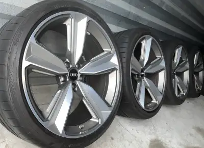 *4x 2020 Audi RS5 OEM Rims (Mint Condition). Fits A5 / S5, A4, S4, A7, S7, A6, S6. *4x Continental S...