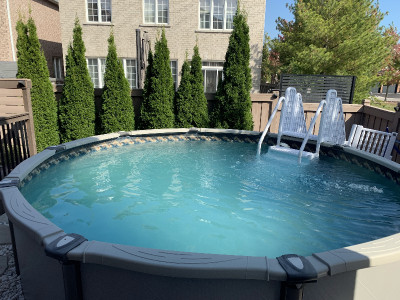 Make a Splash with a Like-New Above Ground Pool!