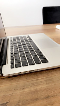 Apple MacBook Pro 13 inch 2015