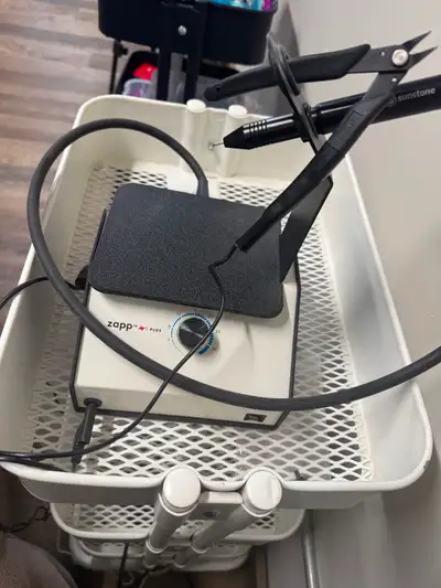 Willing to do training for permanent jewellery welder comes with chains, welding, machine, tools, di...