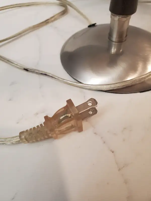 Lamp solid metal + wood. Antique62863732599298124