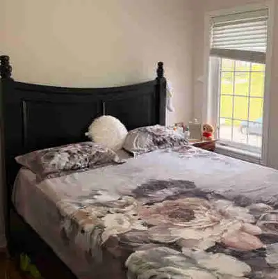 •Fully furnished Room available for rent on Sharing basis with Punjabi Girl on Steeles and James Pot...