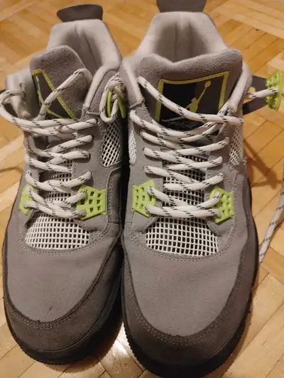 Jordan 4 Retro, View more