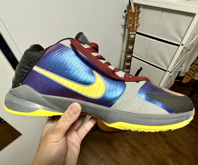 Nike Kobe 4 (UA) in Men's Shoes in City of Toronto - Image 4