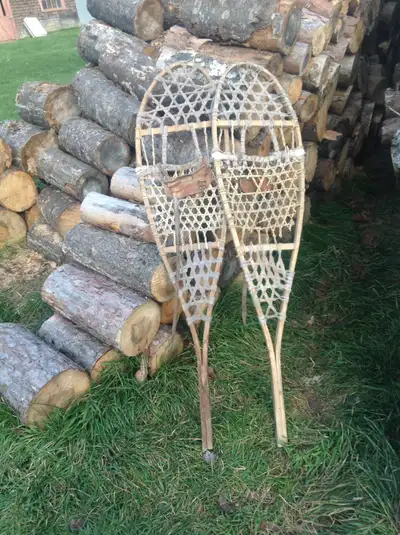 Quatre paires de raquettes à vendre , View more