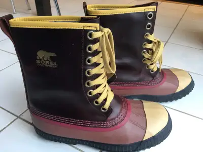 ***NEW*** Sorel Sentry Original Winter Boots, View more