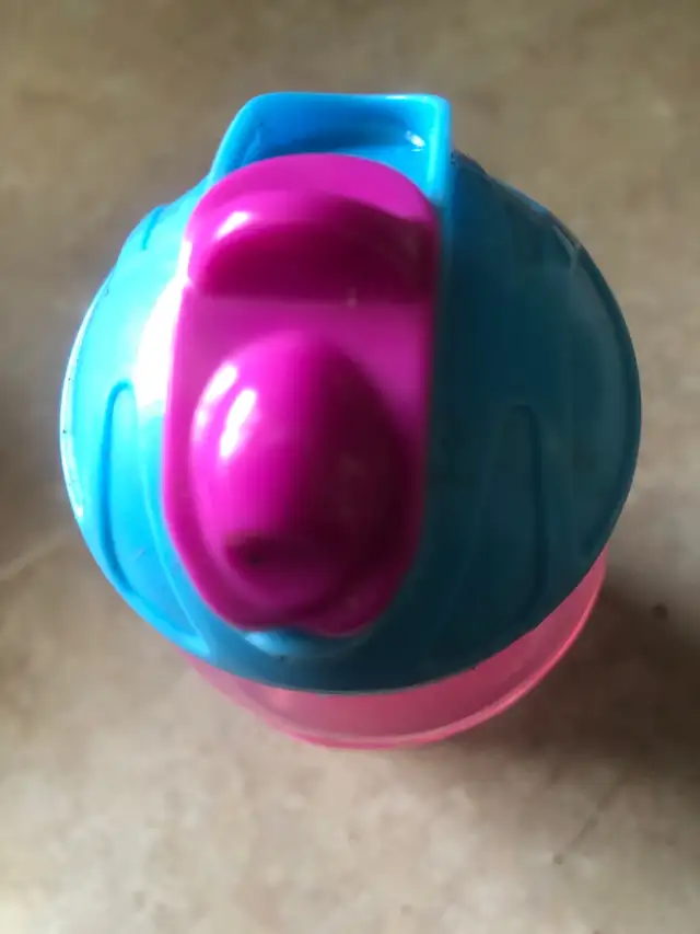 Pink and Blue Water Bottle with purple lid in Other in Barrie - Image 3