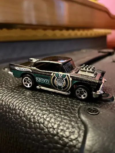 VINTAGE HOT WHEELS 1957 CHEVY ROBO ZOO 1976 MATTEL, View more
