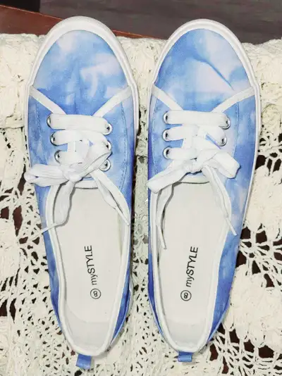 mySTYLE Blue Tie-Dye Shoes Size 8, View more