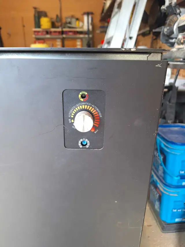 Pellet stove  in Stoves, Ovens & Ranges in Belleville - Image 6
