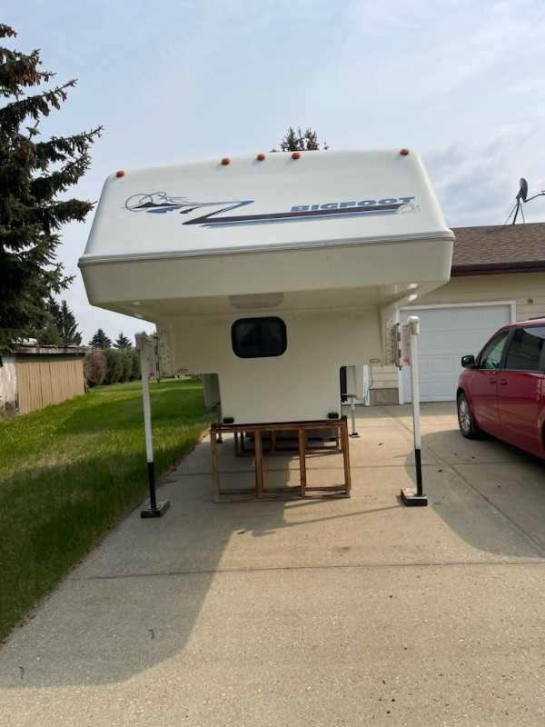 1998 Big Foot Model 2500 11 foot Camper Stony Plain, AB Travel