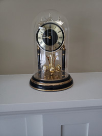Ergo Glass Dome Mantle Clock, vintage