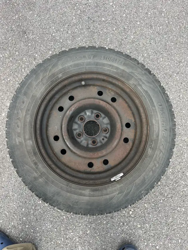 winter tires 215/65R16 in Tires & Rims in Gatineau - Image 8