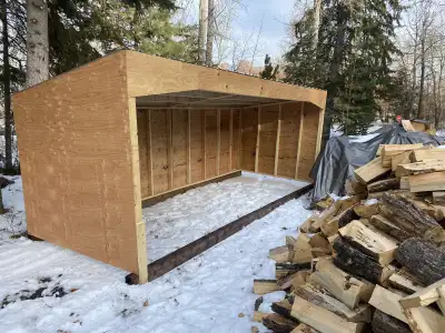Located on highway 16 8 min west of stony plain. 9’ snow push and sanders see other ads Shelters.......