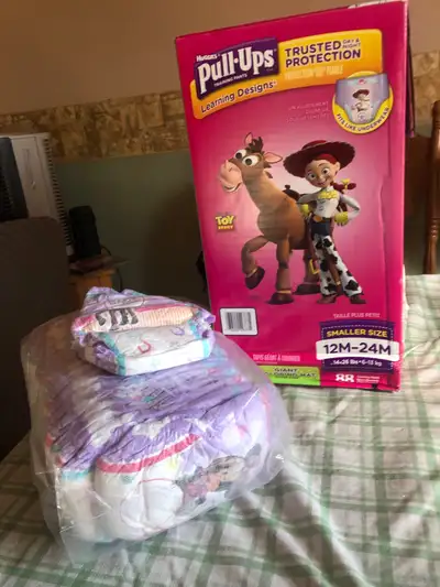Huggies pull- ups une boîte de 88 +. 23( 12-  24 mois , View more
