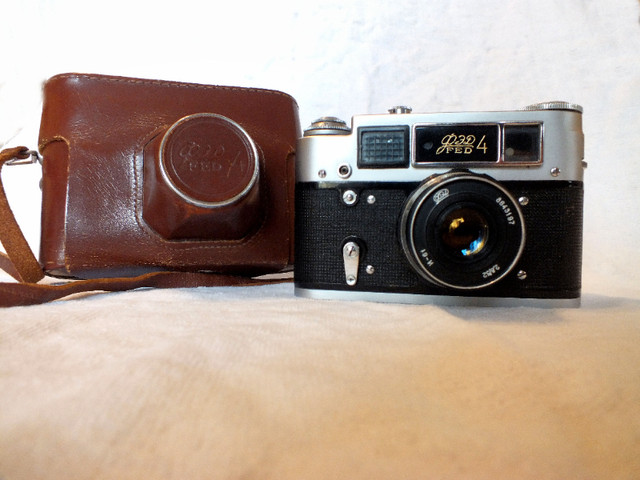 USSR Fed 4, 35mm FILM camera, VG, works. in Cameras & Camcorders in St. Catharines - Image 2