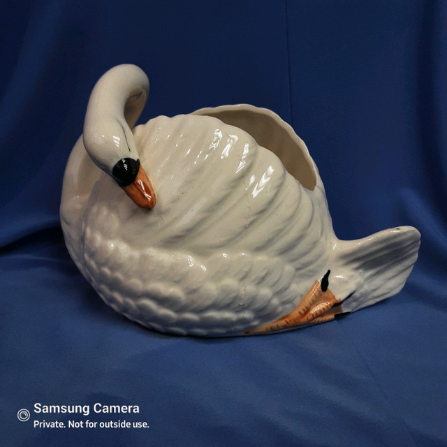 Postwar Japanese porcelain Ivory Swan, Hand painted detail in Arts & Collectibles in Calgary