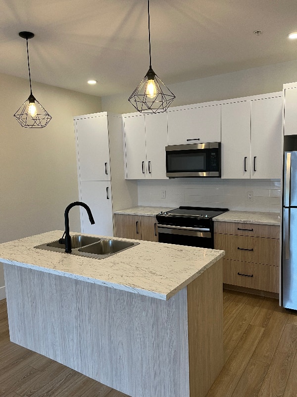 1 bedroom apartment near Avenir Center Long Term Rentals Moncton