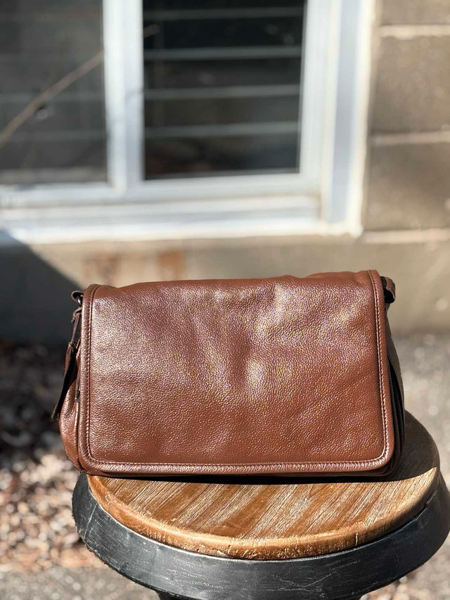 Ladies Bag (Brown Genuine Leather) in Bags & Luggage in City of Toronto - Image 2