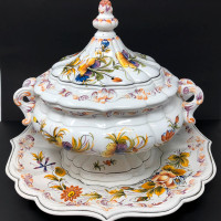 Vintage Italy Soup Tureen with Underplate