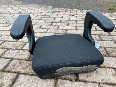 2 backless booster seats, View more