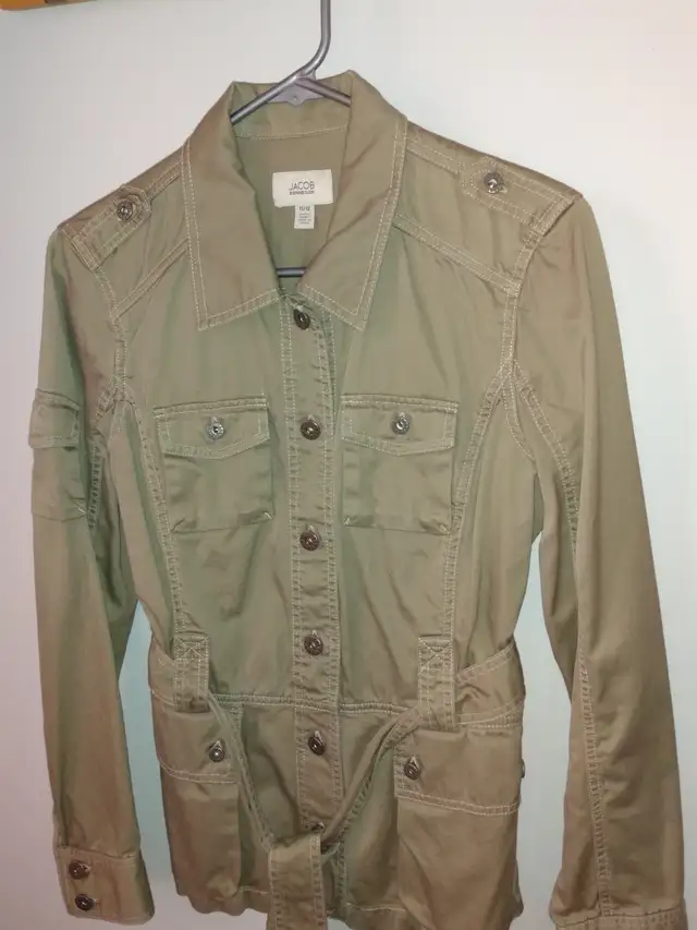 Veston en kaki in Women's - Tops & Outerwear in Sherbrooke - Image 2