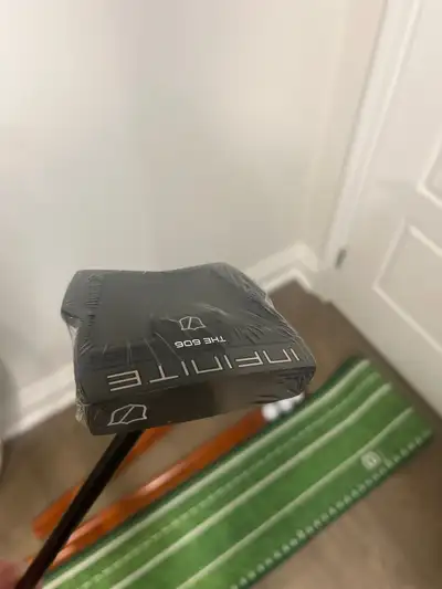 Wilson Infinite The 606 Putter, View more