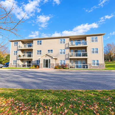 $1,675, utilities extra. In-unit laundry. No pets. 2 floor, no elevator.