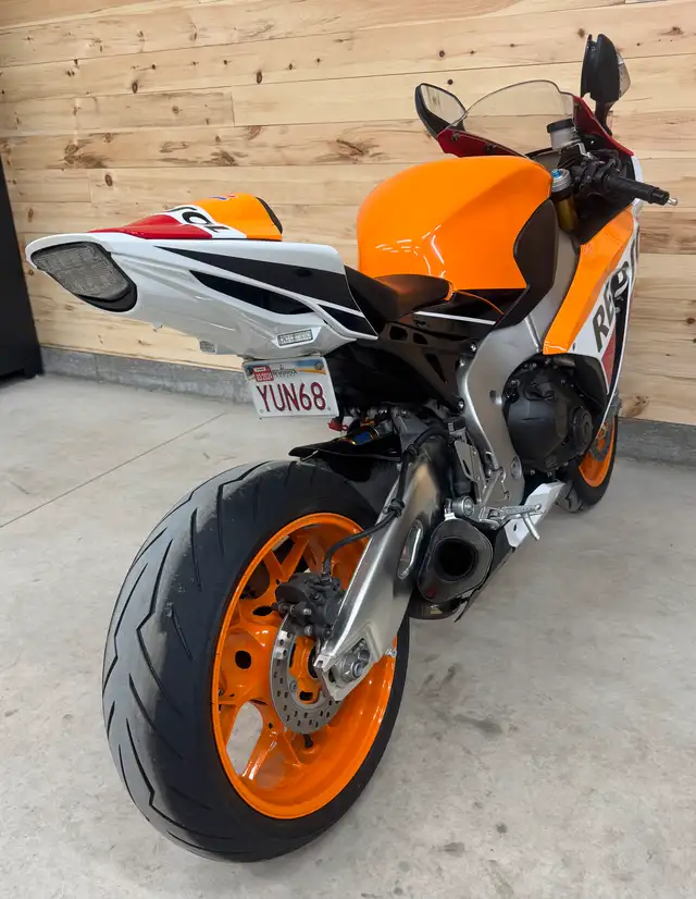 2016 CBR 1000RR SP limited edition  in Sport Bikes in Saint John - Image 6