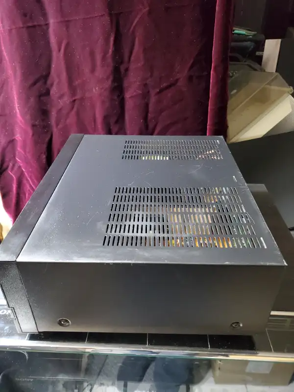 SONY LBT-V702 / TA-V702 VINTAGE STEREO AMPLIFIER BLACK JAPAN in Stereo Systems & Home Theatre in Markham / York Region - Image 4