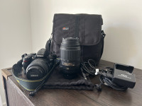 Nikon DS3000 and Zoom Lens - Like New