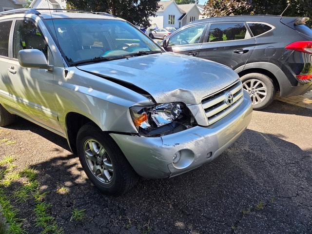 Toyota Highlander 2007 – 196 536 km - Accidenté- vendu tel quel — photo 3