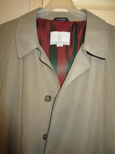 London Fog Man's Overcoat with a belt, beige colour with red satin lining size 44 regular. Hardly ev...