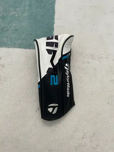 Taylormade Sim 2 head cover , View more
