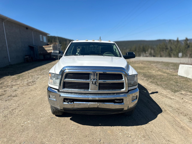 2012 Ram 3500 HD Cummins 6 Speed 4x4  in Cars & Trucks in Williams Lake - Image 3