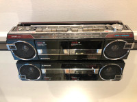 Beautiful black SANYO am/fm double cassette recorder MODEL  W750