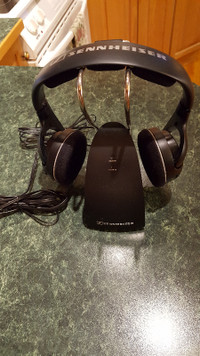 Sennheiser RS 135 wireless headphones