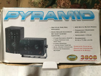 Brand new in the box Vintage Pyramid 3808 Mini box speakers $75